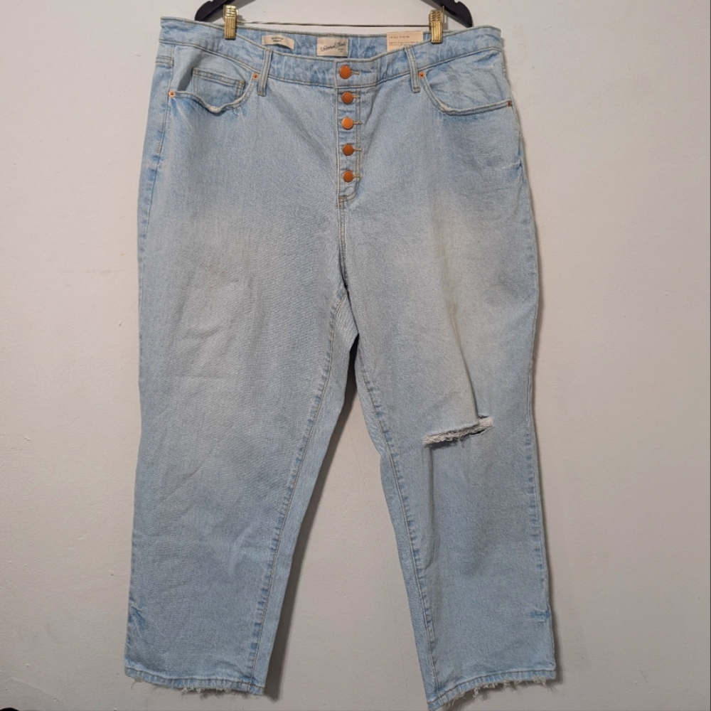 Light Wash Jeans